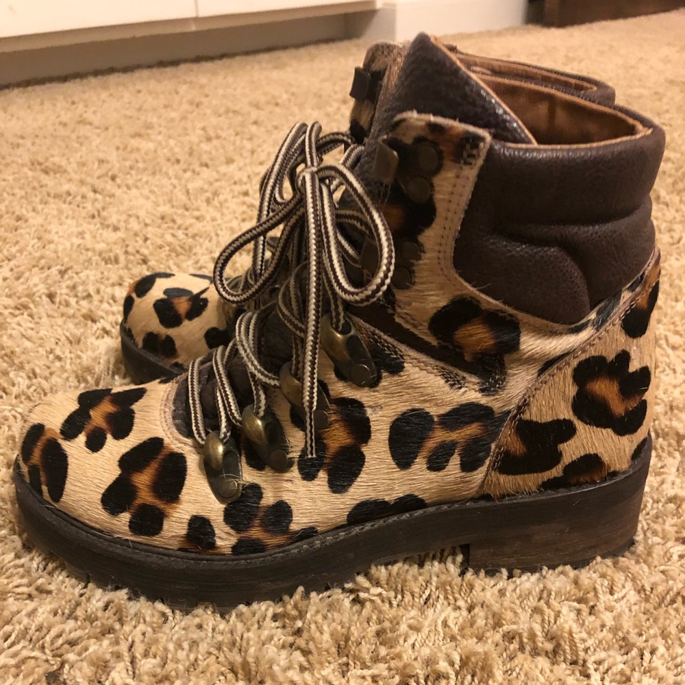 cheetah combat boots